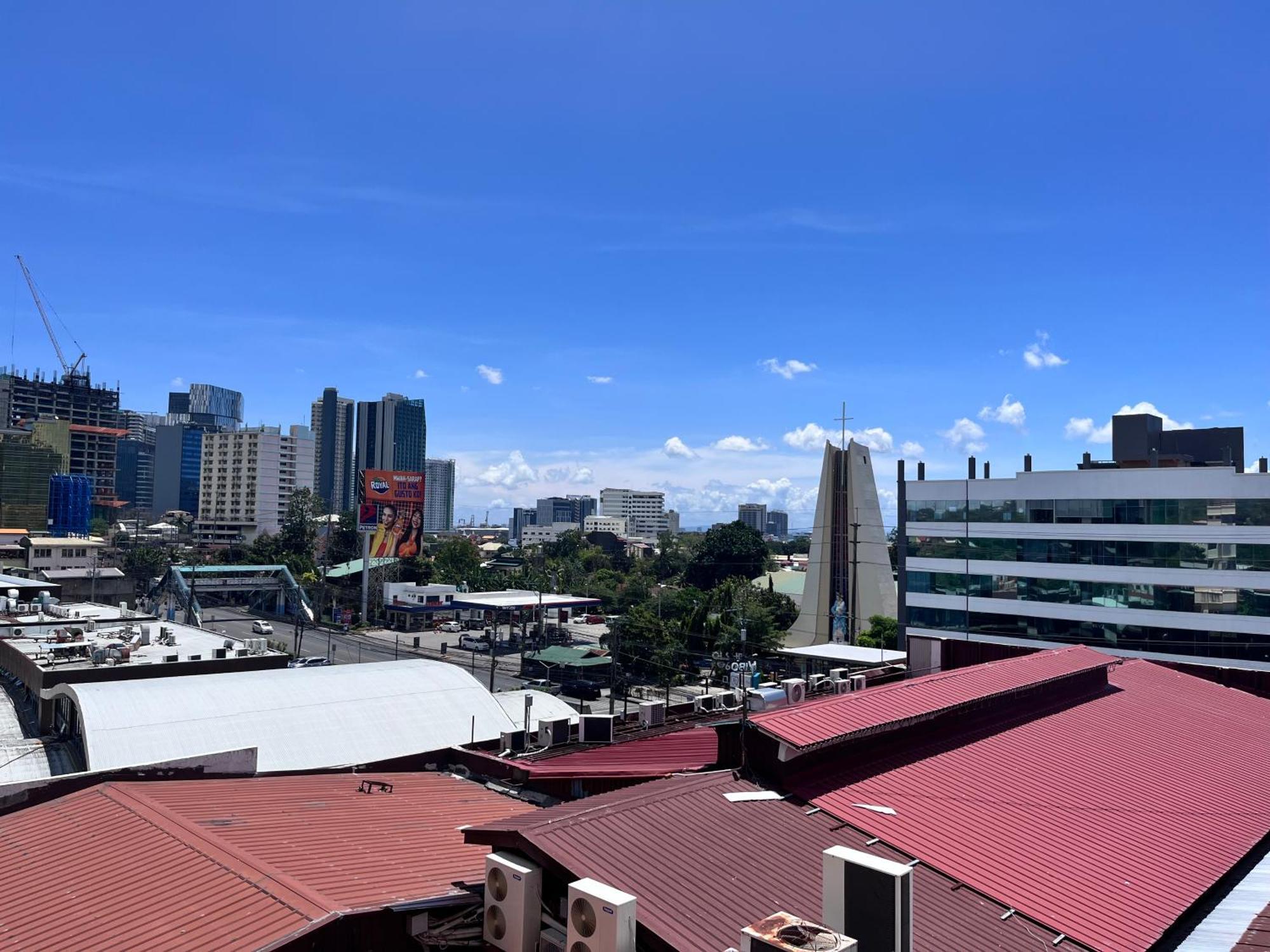 Cebu Grand Hotel Exterior foto